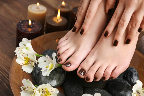 manicures